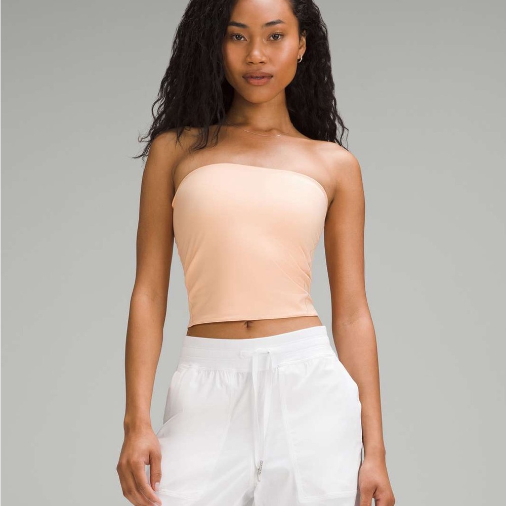 Lululemon Wundermost Ultra-Soft Nulu Tube Top
Sz SMALL, Color: Peach Bellini